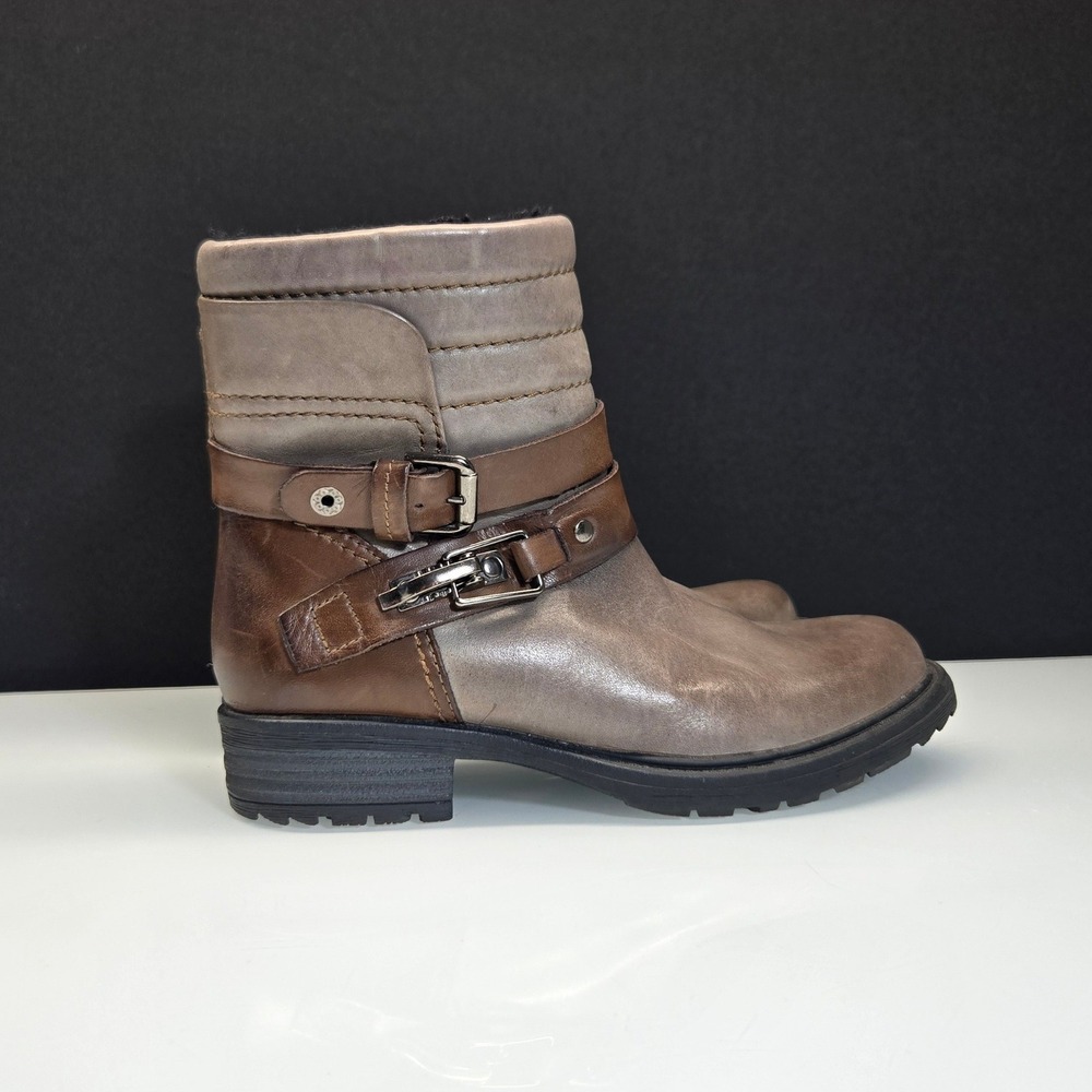 Earth Leather Moto Ankle Boots 6B Gray Faux Fur Lined Comfort Side Zip Lug Sole
